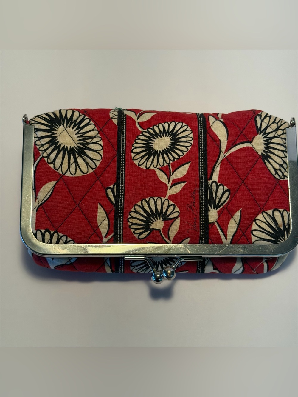 Vera Bradley Cosmetic Case- Deco Daisy pattern Black and Red
